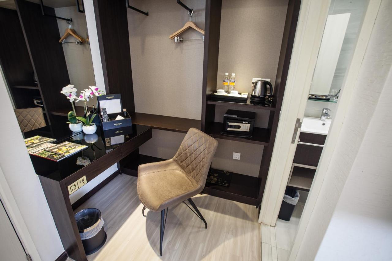Amamas Boutique Hotel Kuching Exterior photo
