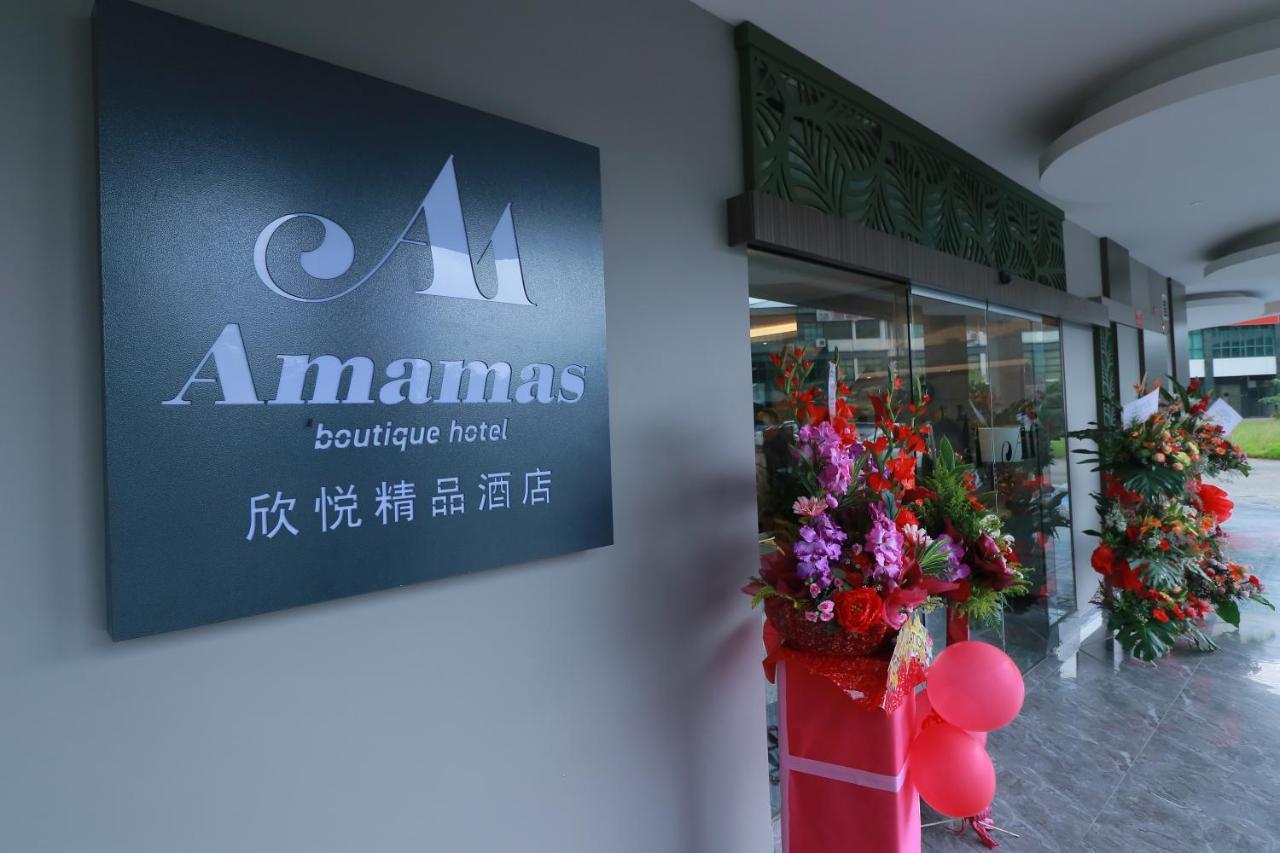 Amamas Boutique Hotel Kuching Exterior photo