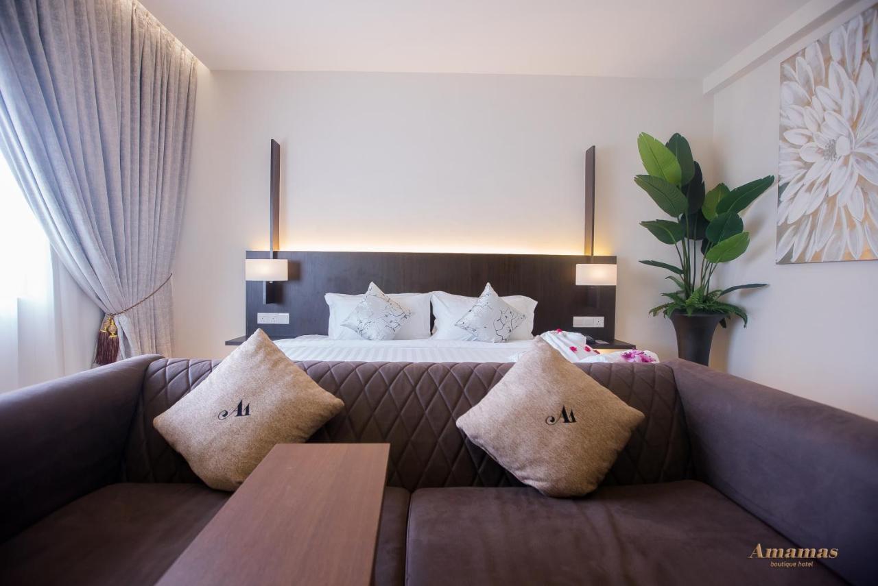 Amamas Boutique Hotel Kuching Exterior photo